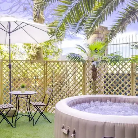 Dom wakacyjny Free Parking Jacuzzi • Terrace • Garden • Ac Rapallo